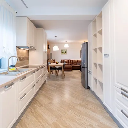 Apartamento Mohost Chill Garden - Peaceful 2br Mountain