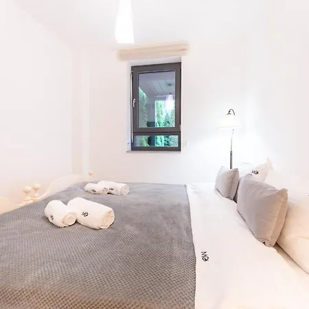 Mohost Chill Garden - Peaceful 2br Mountain Apartamento Braşov